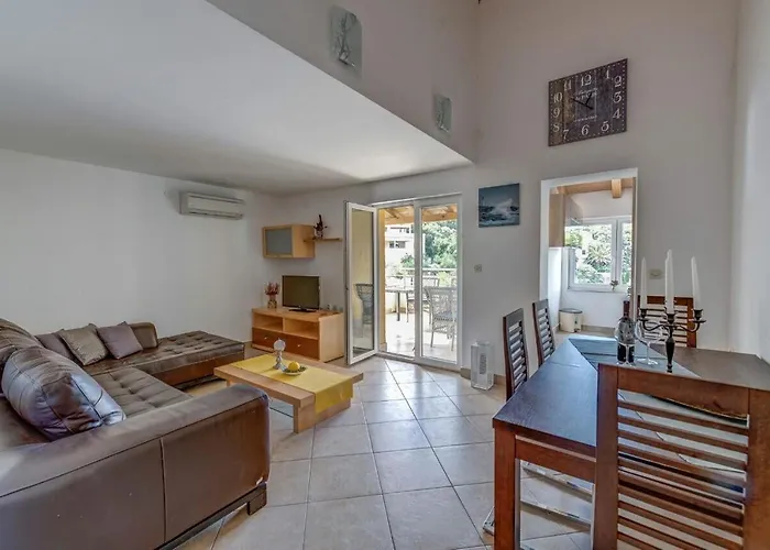 Апартаменты By The Sea Savar, Dugi Otok - 8128 *
