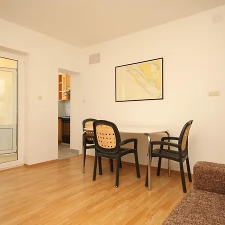 Apartman By The Sea Savar, Dugi Otok - 8128 *